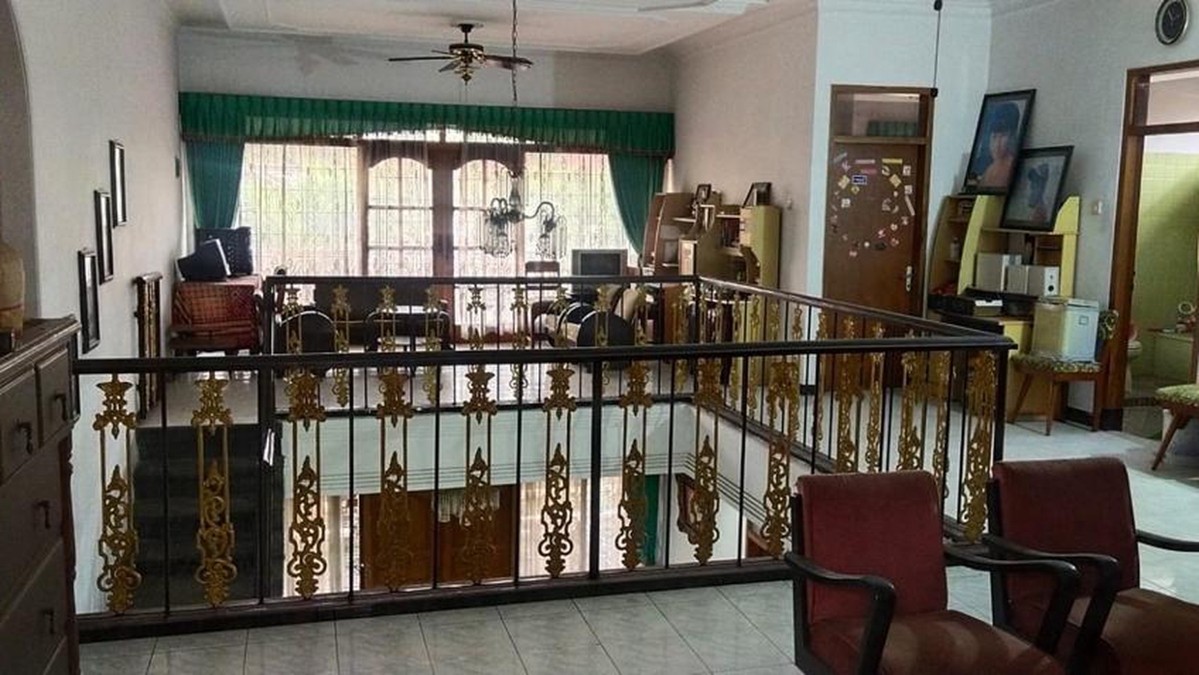 Rumah Mewah 2 Lantai, Belakang RS dr. Soepraoen