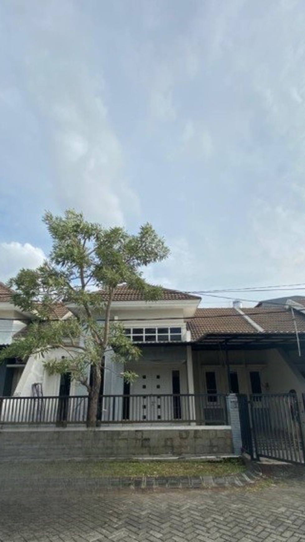 Rumah Minimalis Siap Huni Cluster Emerald di Pondok Tjandra Waru Sidoarjo