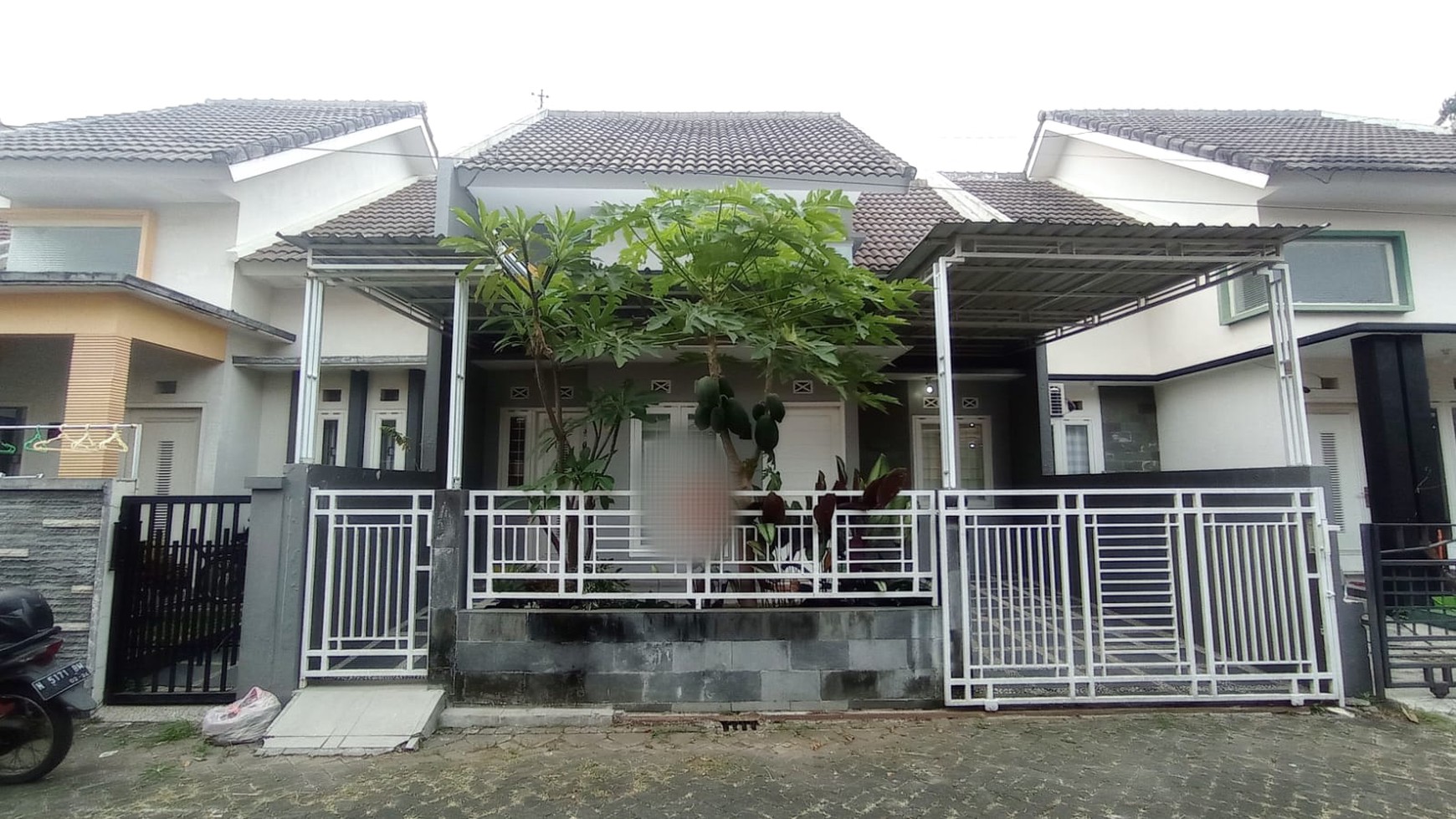 Rumah Cantik Siap Huni, Dekat Patung Pesawat Soekarno Hatta