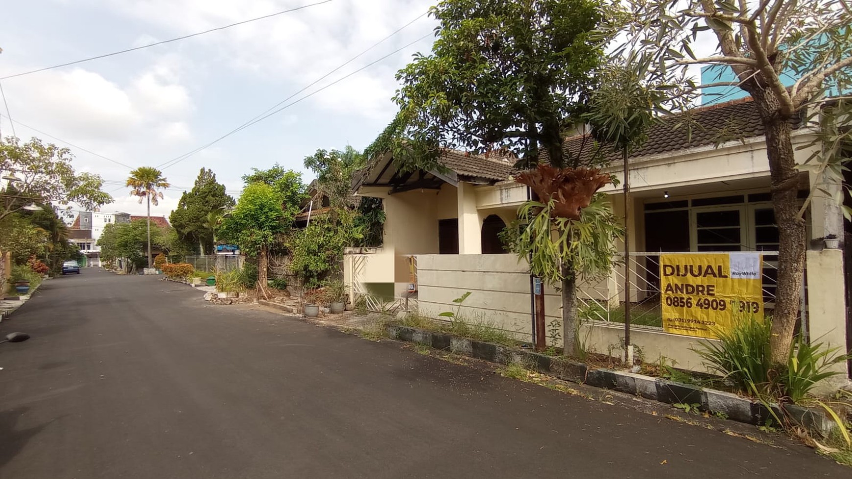 Rumah Lokasi Griya Shanta, Dekat Patung Pesawat Soehat