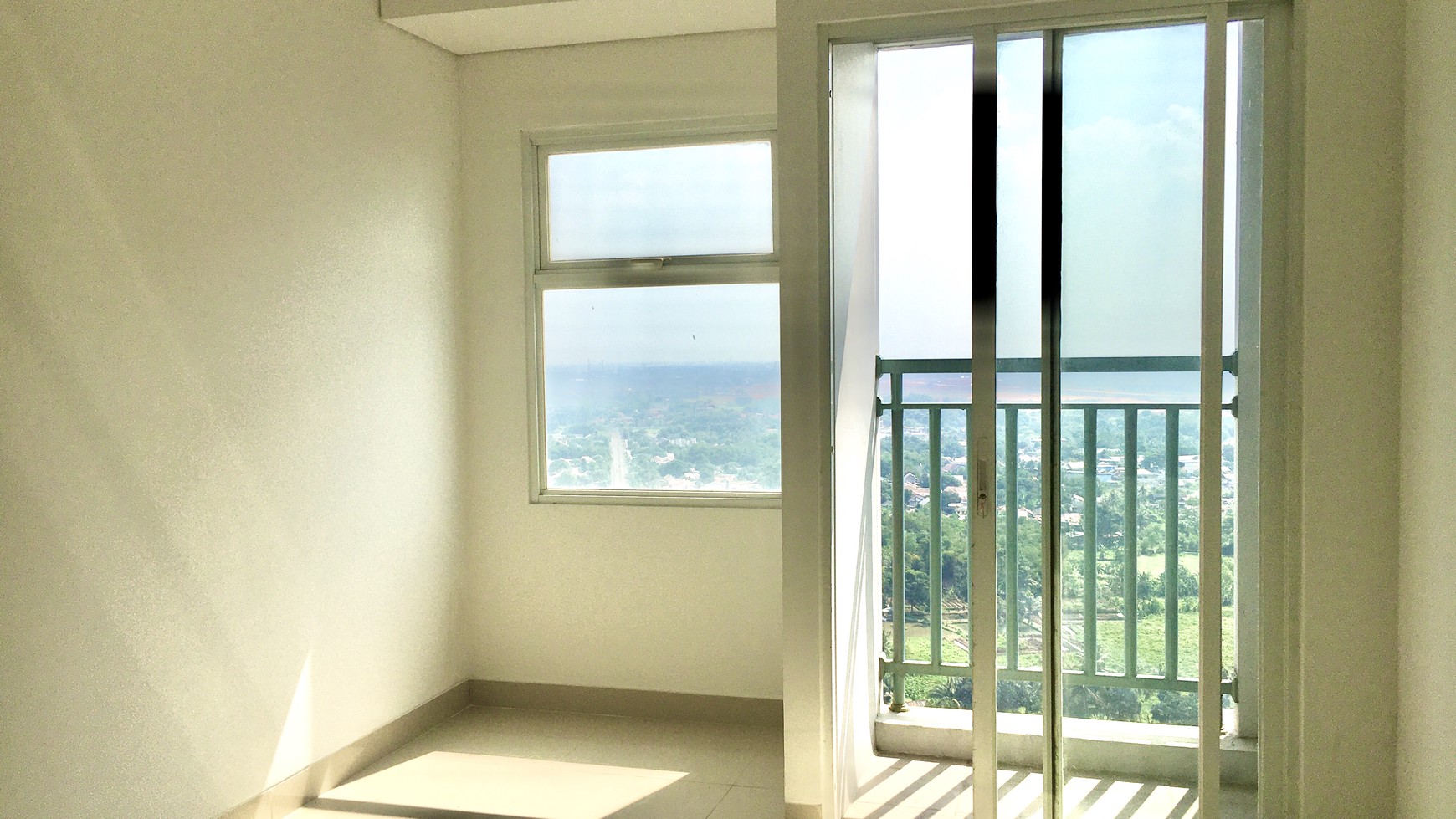  DIJUAL APARTEMEN SERPONG GARDEN, TOWER BELLEROSA