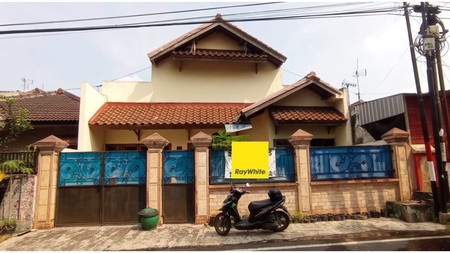 Rumah Kost 2 Lantai, Strategis Dekat Cengger Ayam & Kalpataru