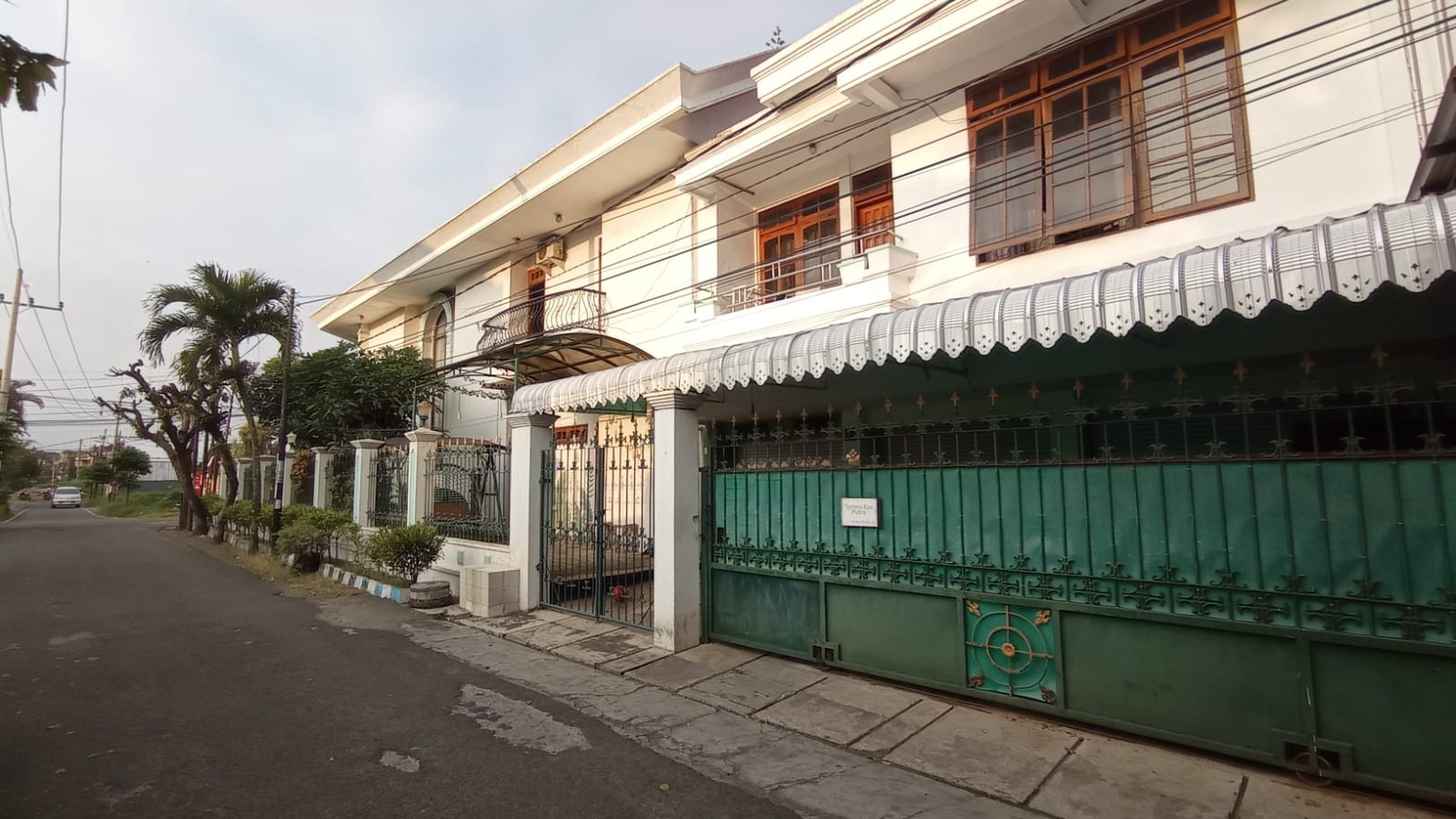 Rumah Mewah 2 Lantai, Include Area Kost Aktif