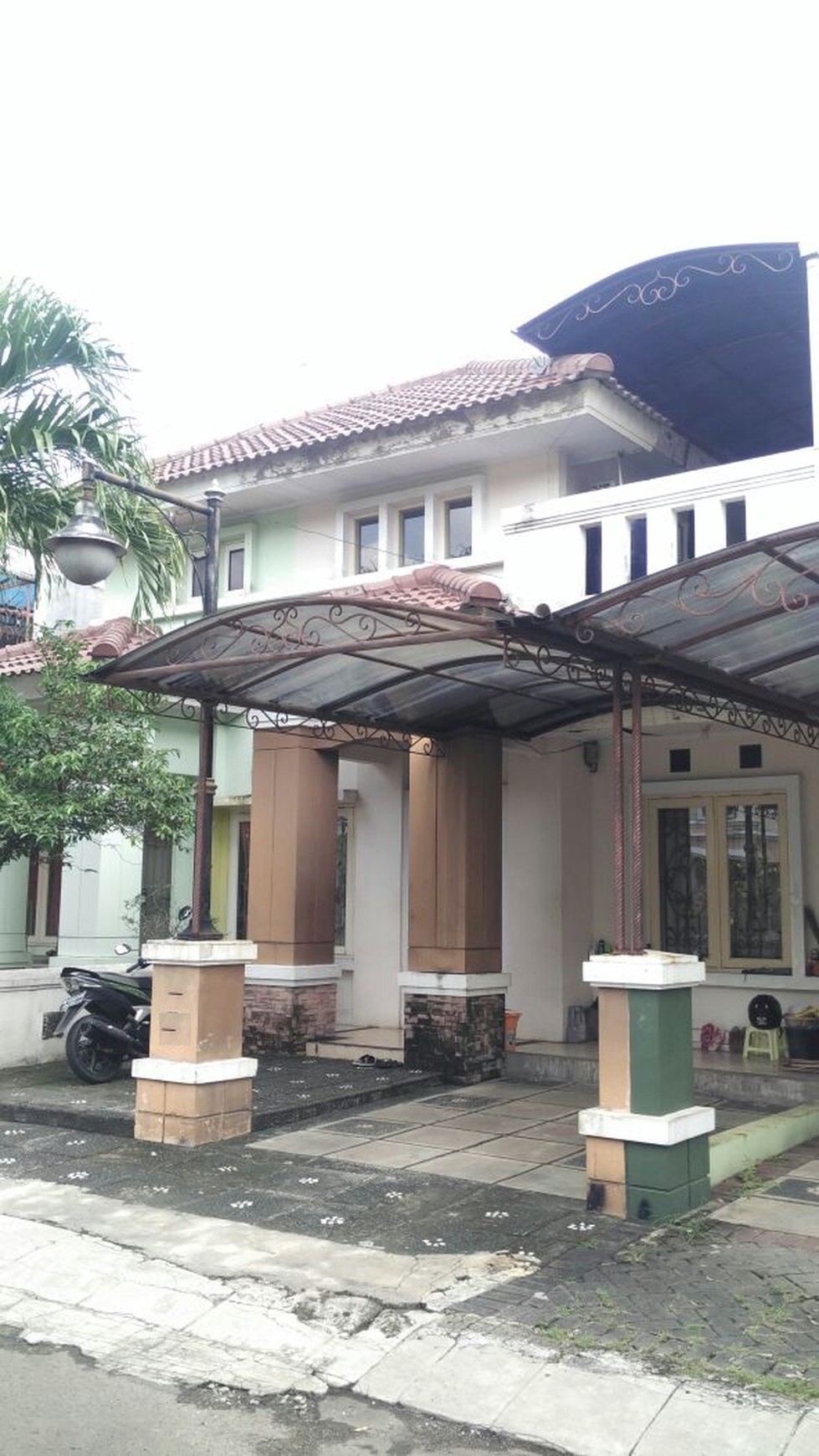 Rumah Puri Beta dekat dg stts bus TransJakarta  Cileduk..