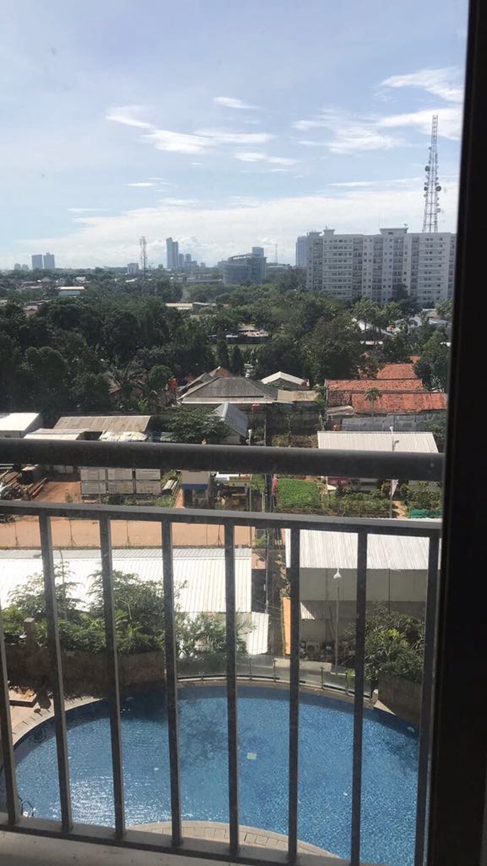 Dijual CEPAT Apart Strategis di Green Serpong View, Serpong, Tangerang Selatan