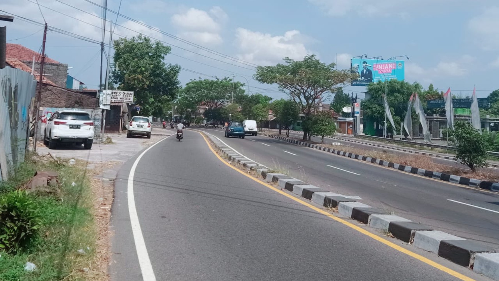 DIJUAL Tanah Pekarangan di seberang kampus UMY, Gamping - Sleman