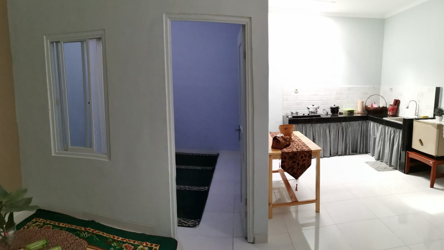 Rumah Bagus Siap Huni di Mahkota Raja, Komplek Victoria Sentul, Bogor