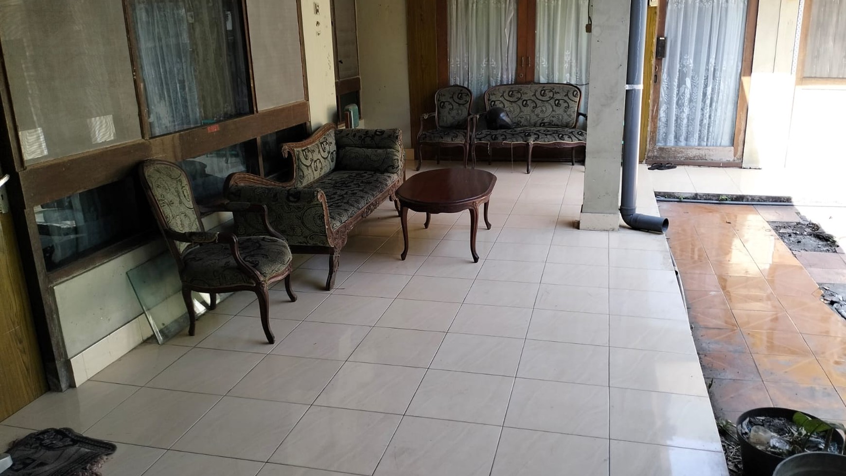 DIJUAL RUMAH KOST AKTIF JL. SUMBAWA -  SURABAYA PUSAT