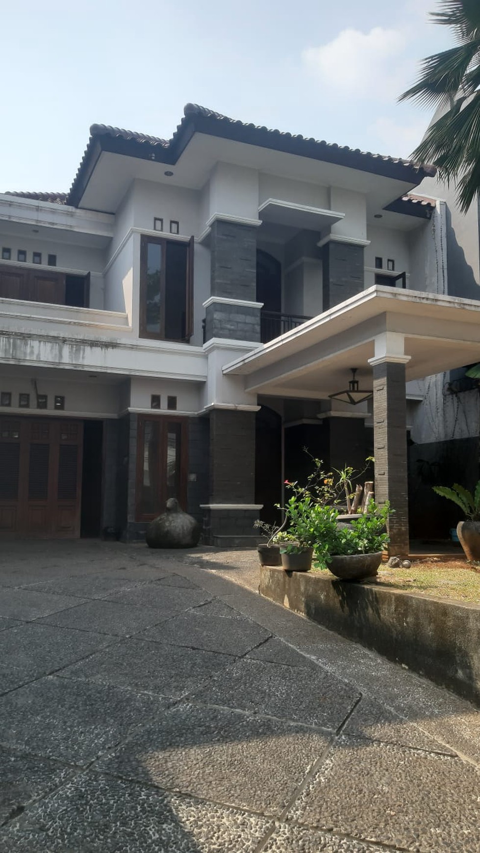 Dijual rumah prime area menteng, bagunan bagus  area tenang 