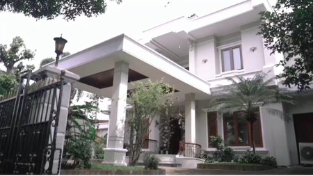 Luxury House at pondok indah