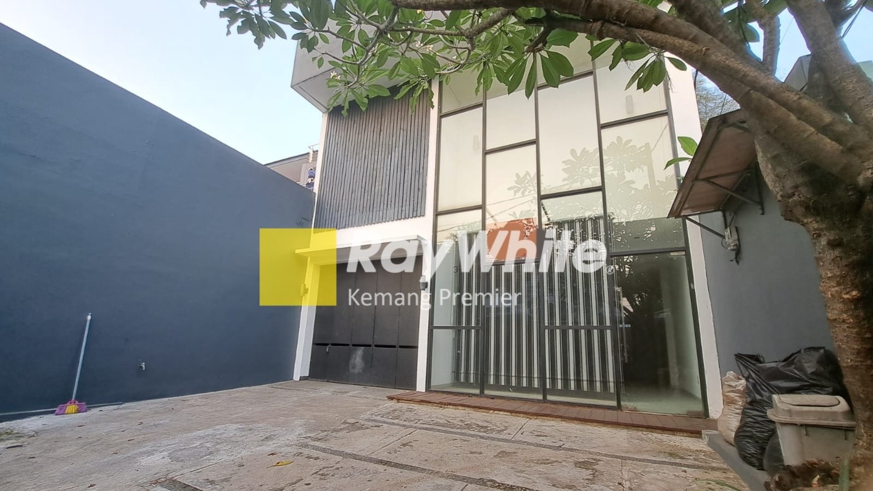 Rumah di daerah Kemang Jakarta Selatan