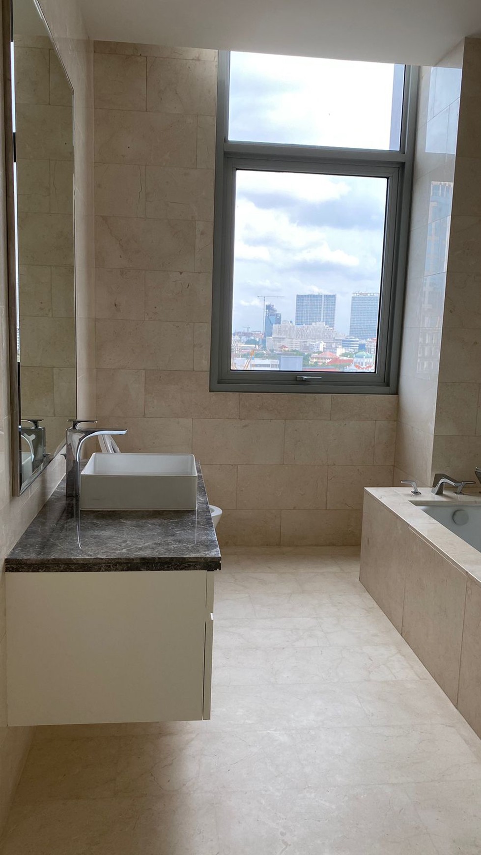 APARTEMENT THE STATURE UNIT 11C KEBON SIRIH UN FURNISED , LOKASI  TRASTEGIS DI  JAKARTA PUSAT DENGAN STASIUN GAMBIR DAN  DEKAT DENGAN  KOTA ADMINITRASI, 