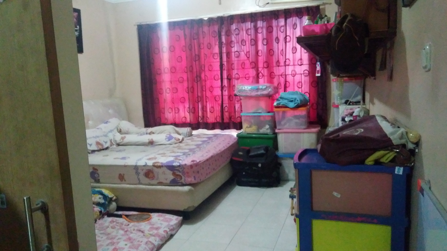 Dijual Ruko 4 Lantai Semi Furnished Harga 2 Lantai Murah Abiiiss....