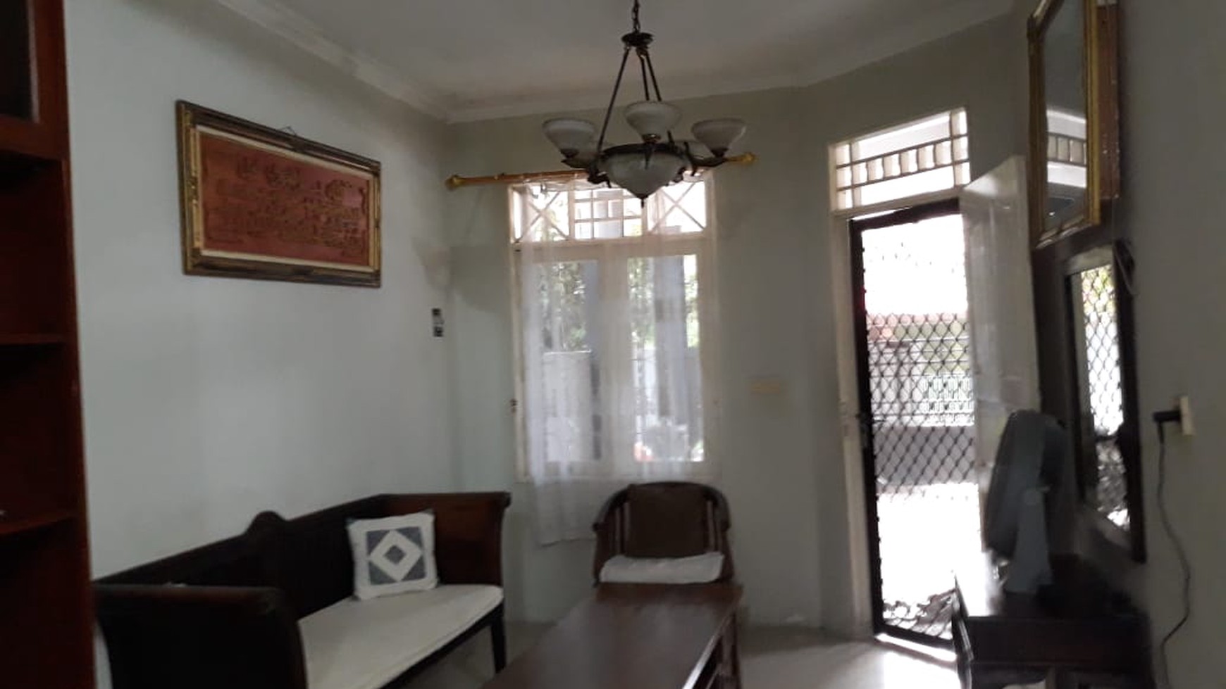 Rumah Aman dan Nyaman di cluster Villa Bintaro Regency
