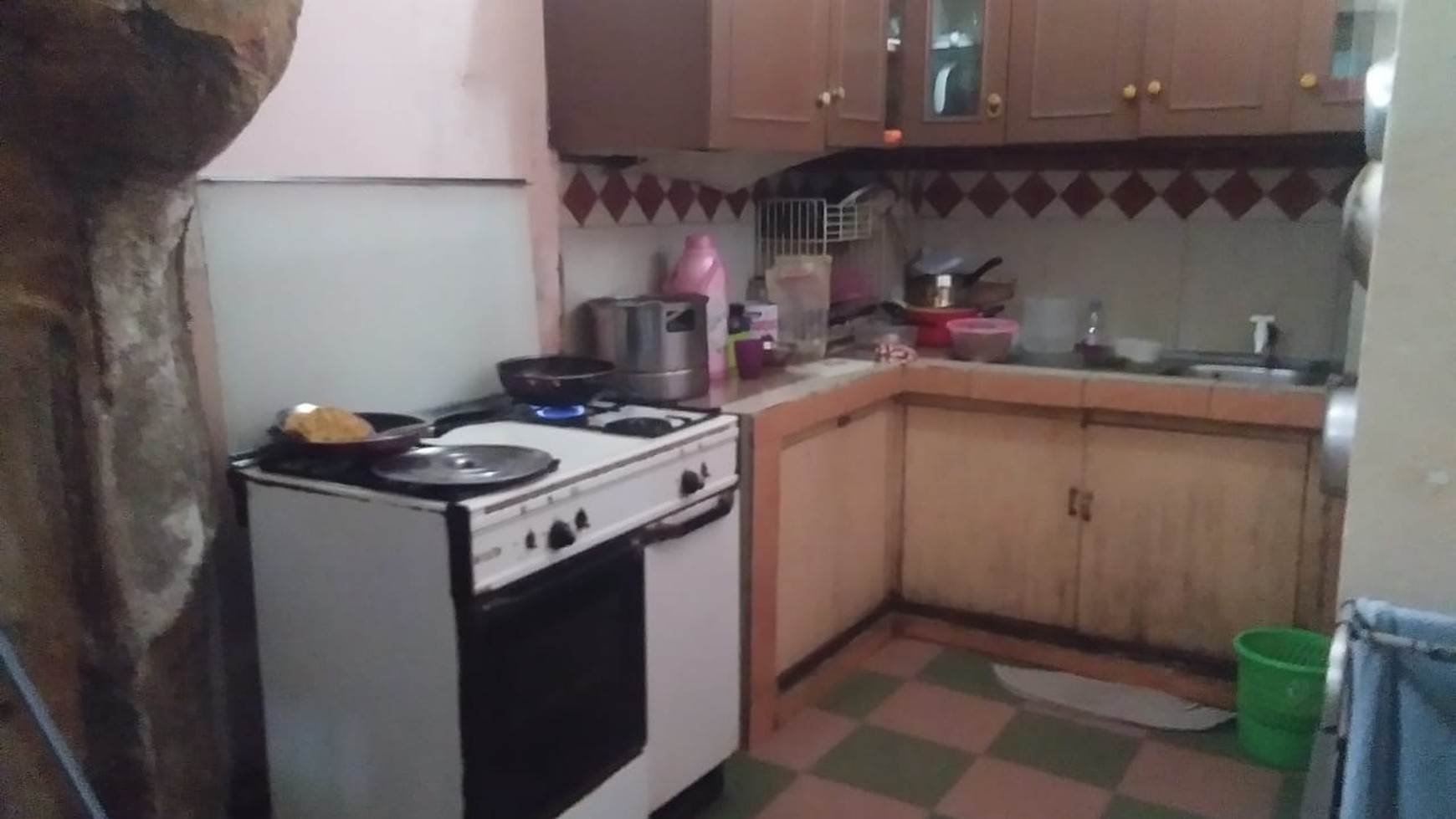 DIJUAL RUMAH DI TENGAH KOTA SERASA VILLA DI BOGOR HANYA 1 M NEGO SAMPAI DEAL