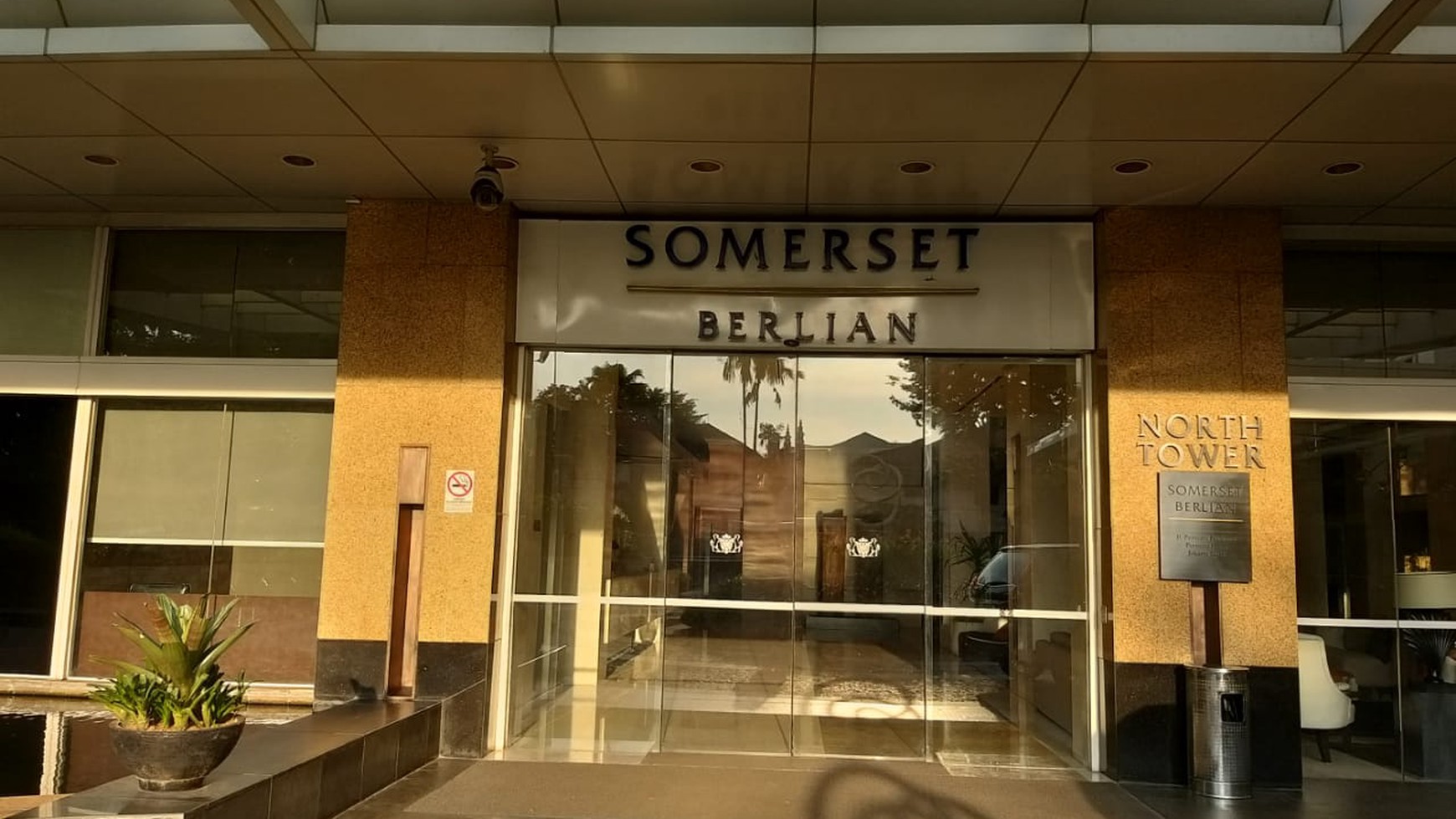 Apartemen Somerset Berlian, Murah !!