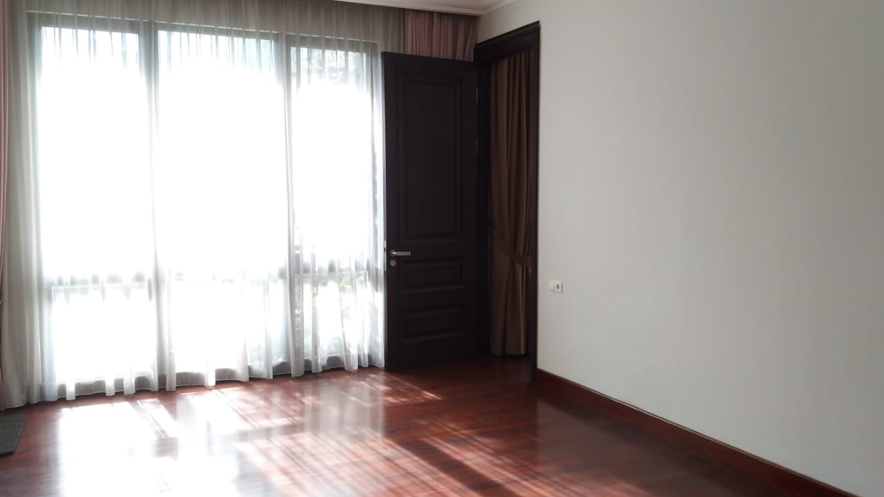 Rumah Jl. Hanglekiu, Harga nego