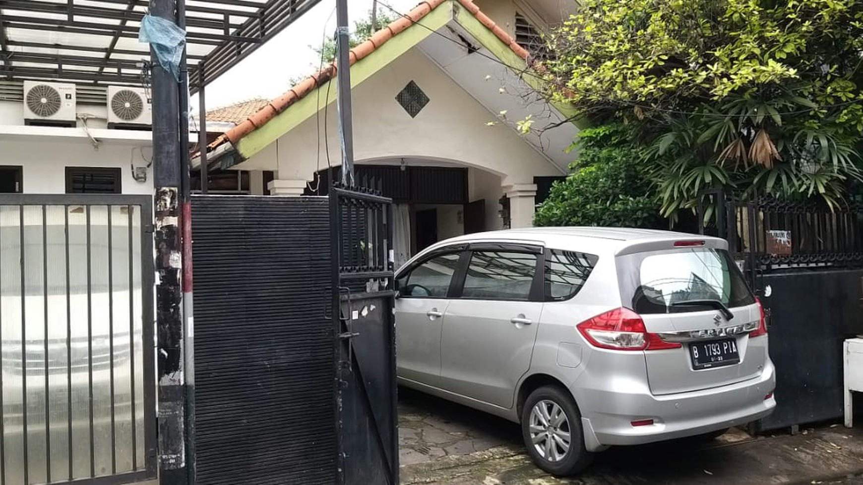 Lokasi strategis kemana mana area Menteng dan Cikini.