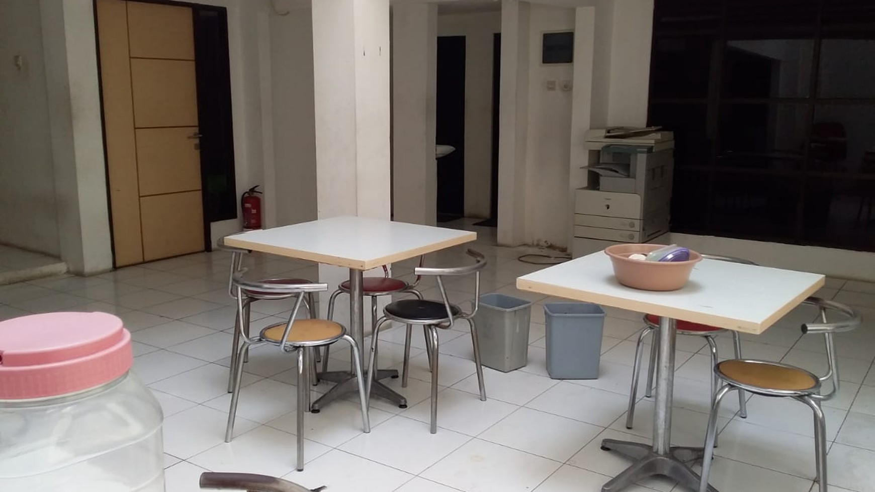 Rumah bisa untuk kantor di Petogogan, Kebayoran Baru