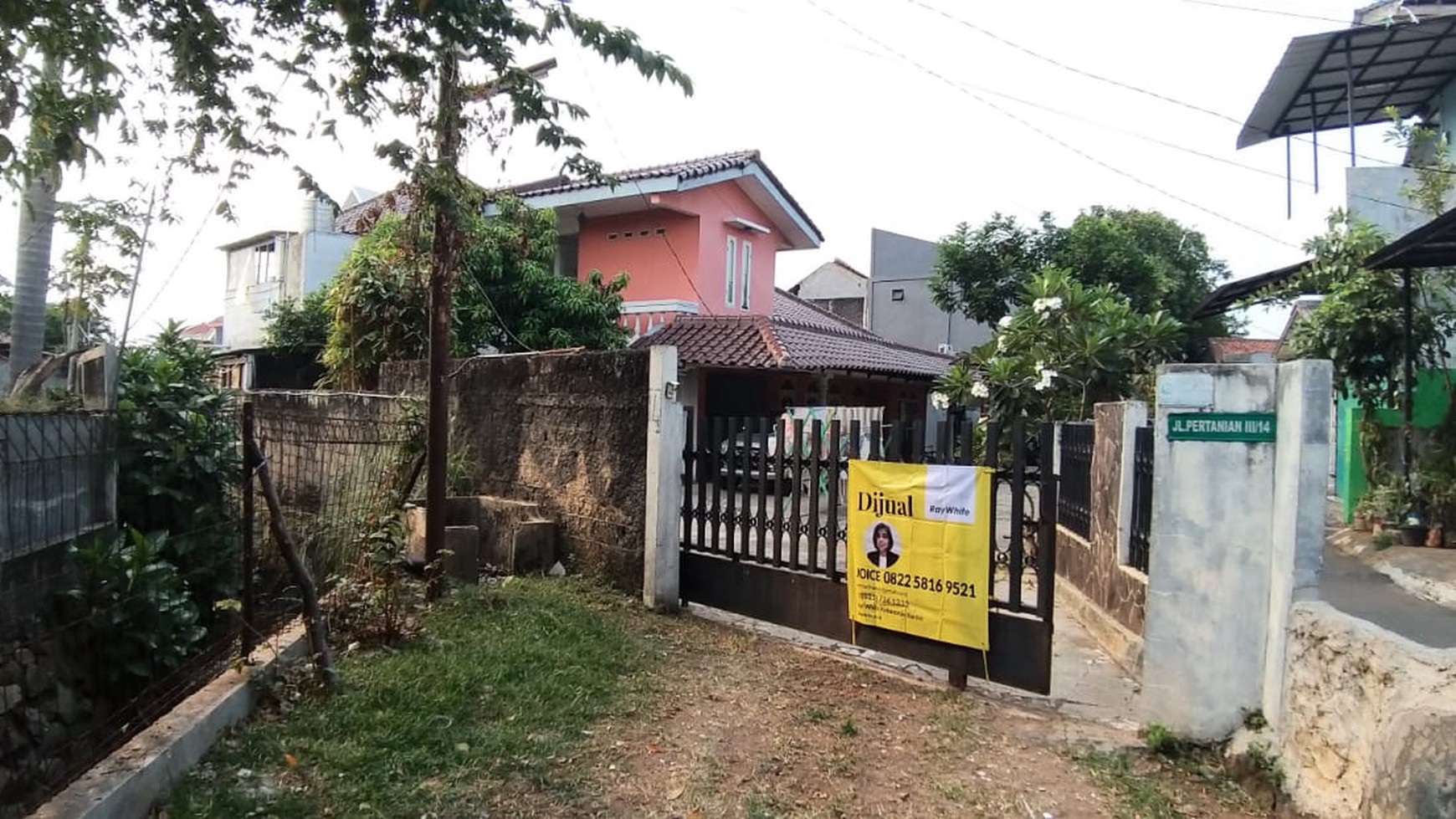 Rumah Dijual, Jalan Pertanian, ada kos kosan.