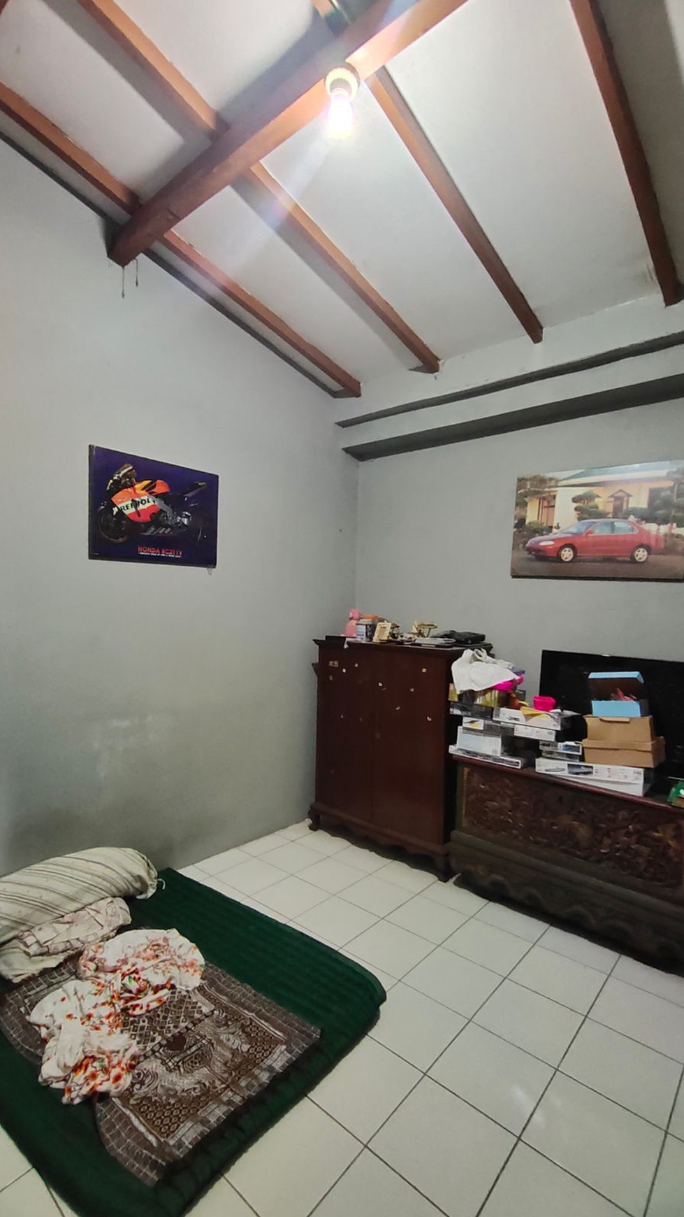 FOR SALE - Perumahan Mega Cinere, Rumah Lama Layak, Huni Posisi Hook