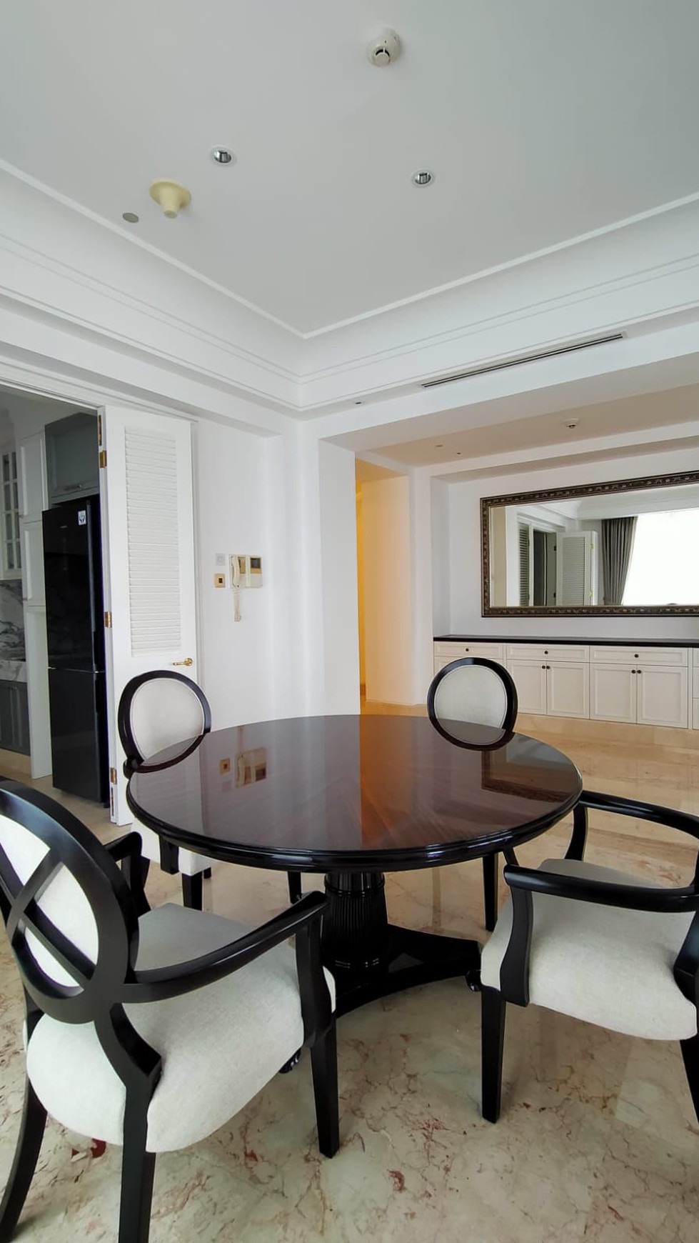 FOR RENT!!  Apartment Dharmawangsa Residences Prime Area