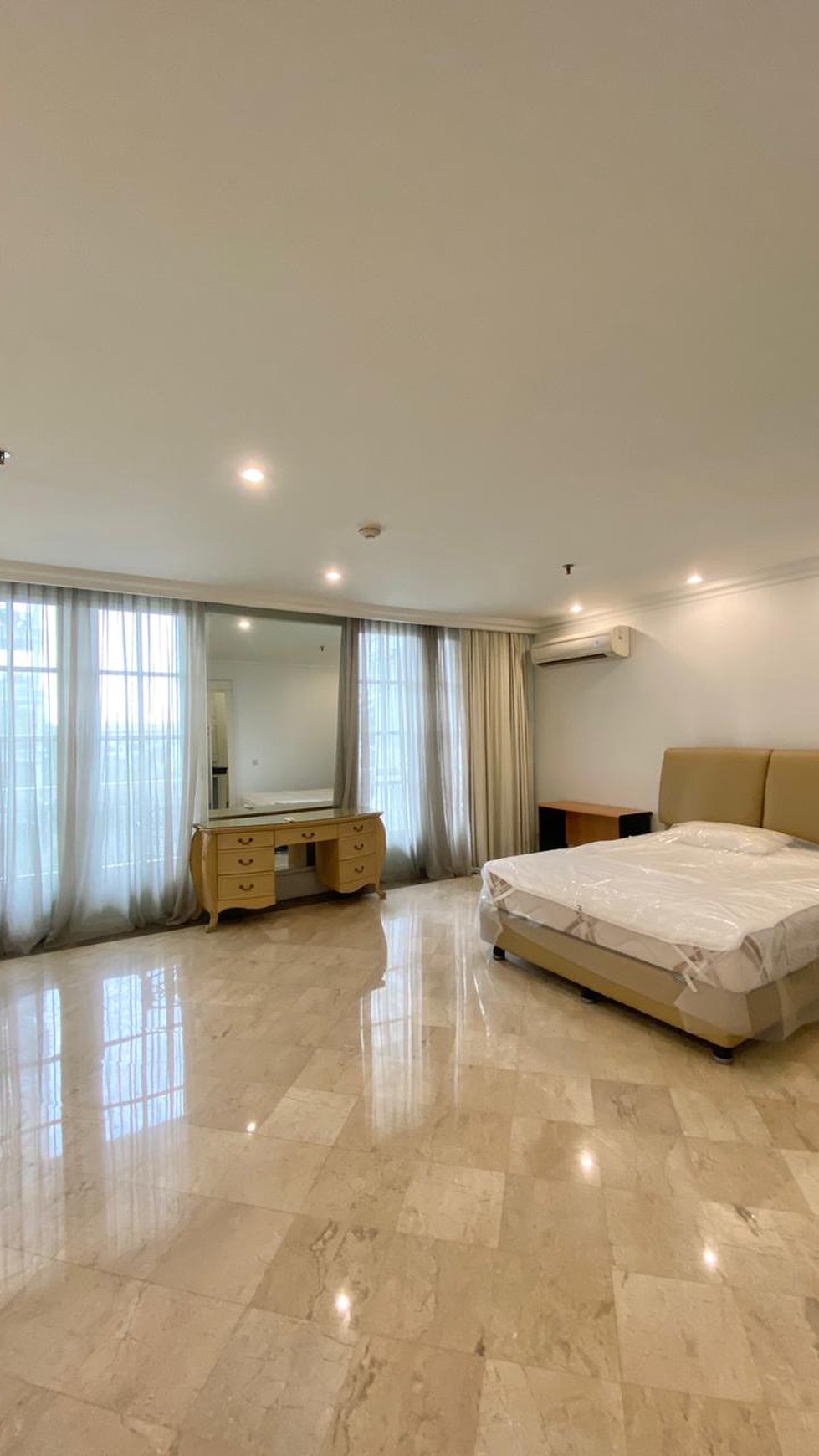 Apartemen Permata Hijau