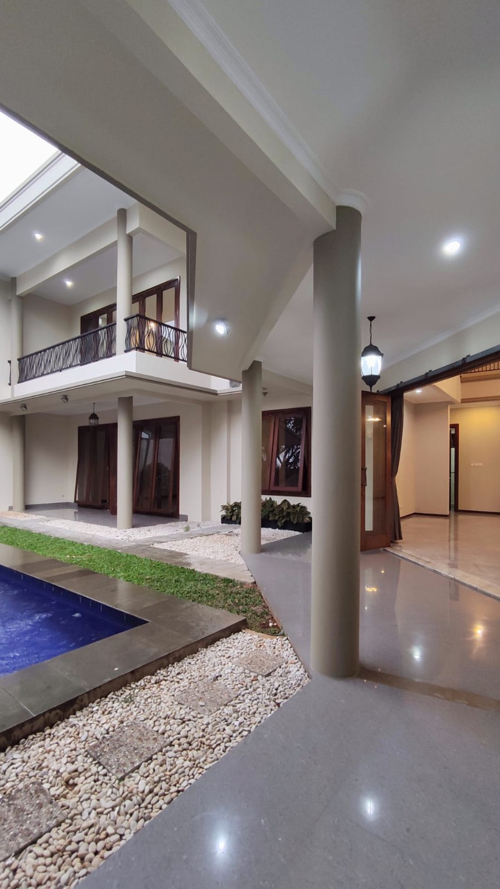 FOR SALE - AMPERA-KEMANG, Jl. Kenanga Townhouse yg Exklusive, Sangat tenang dan Nyaman