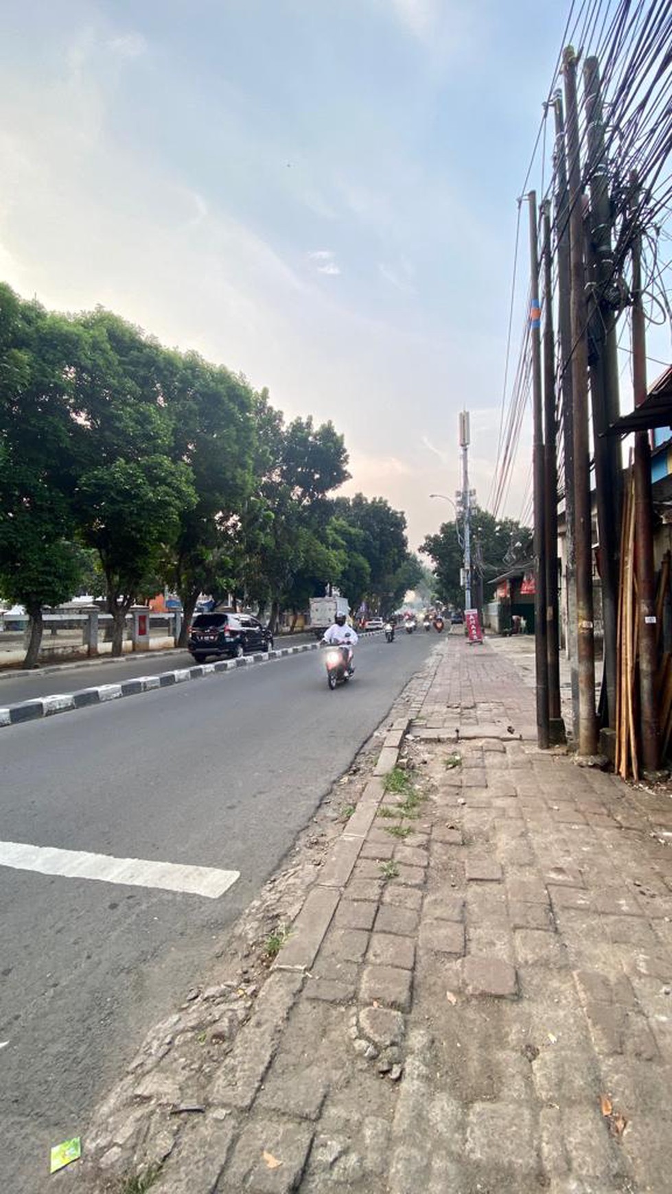 Rumah Hitung Tanah Cilandak Kko Raya, Cocok Untuk Usaha