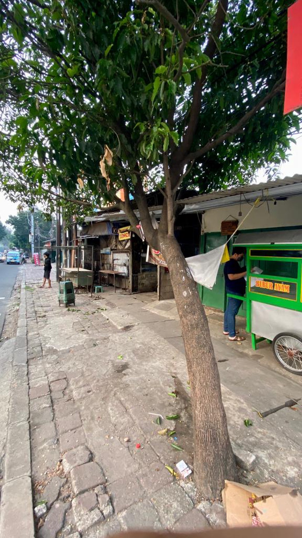 Rumah Hitung Tanah Cilandak Kko Raya, Cocok Untuk Usaha