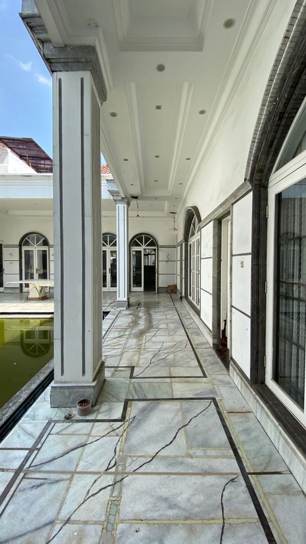 Rumah Menteng Harga Menarik, Butuh Renovasi 