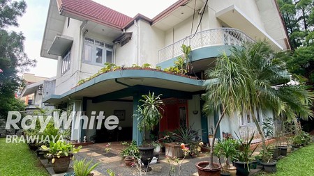 Rumah Bangunan lama masih Kokoh Area Jl Wijaya Kebayoran Baru