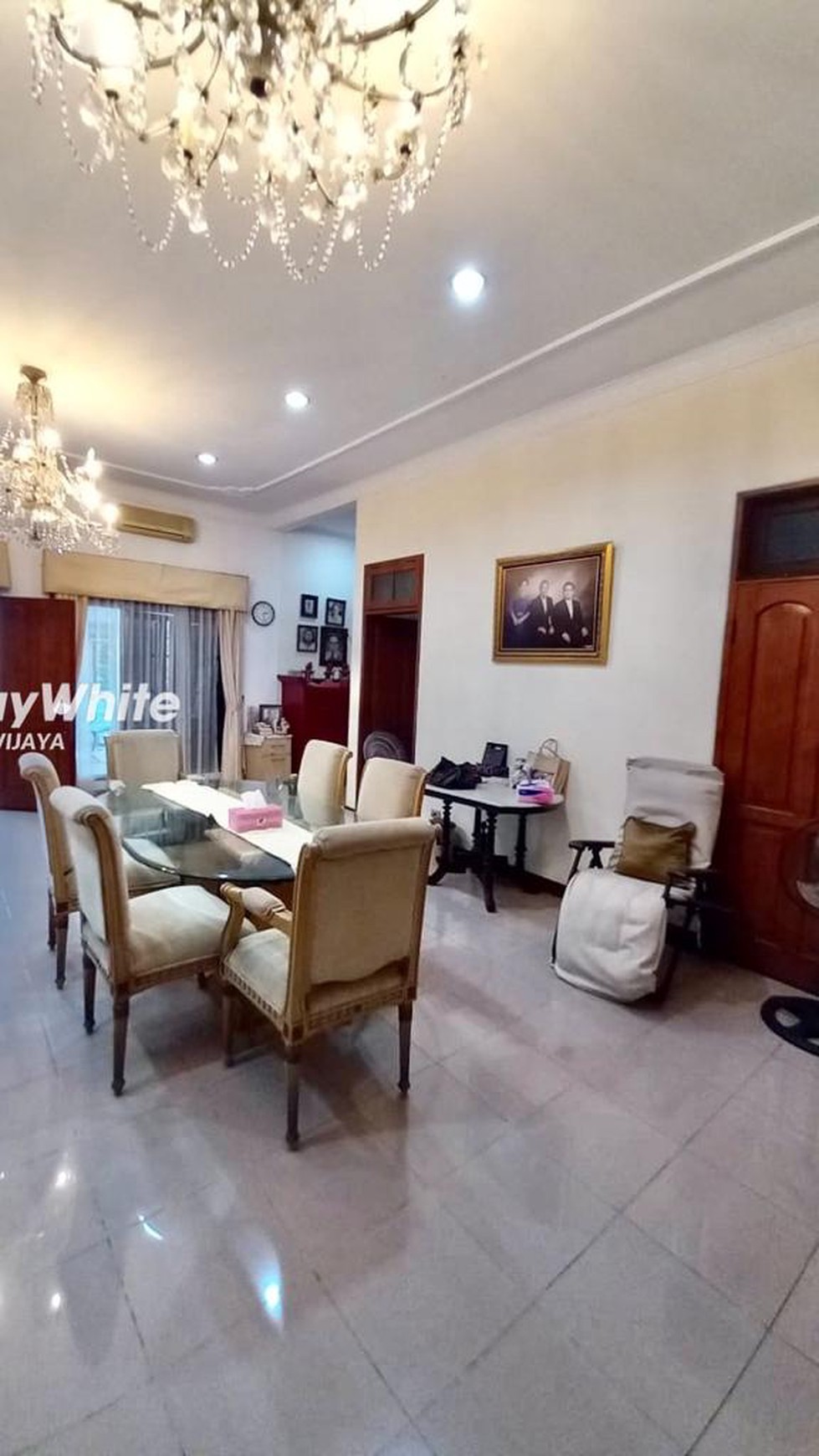 Hot Listing- Rumah Lama Area Darmawangsa Kebayoran Baru 