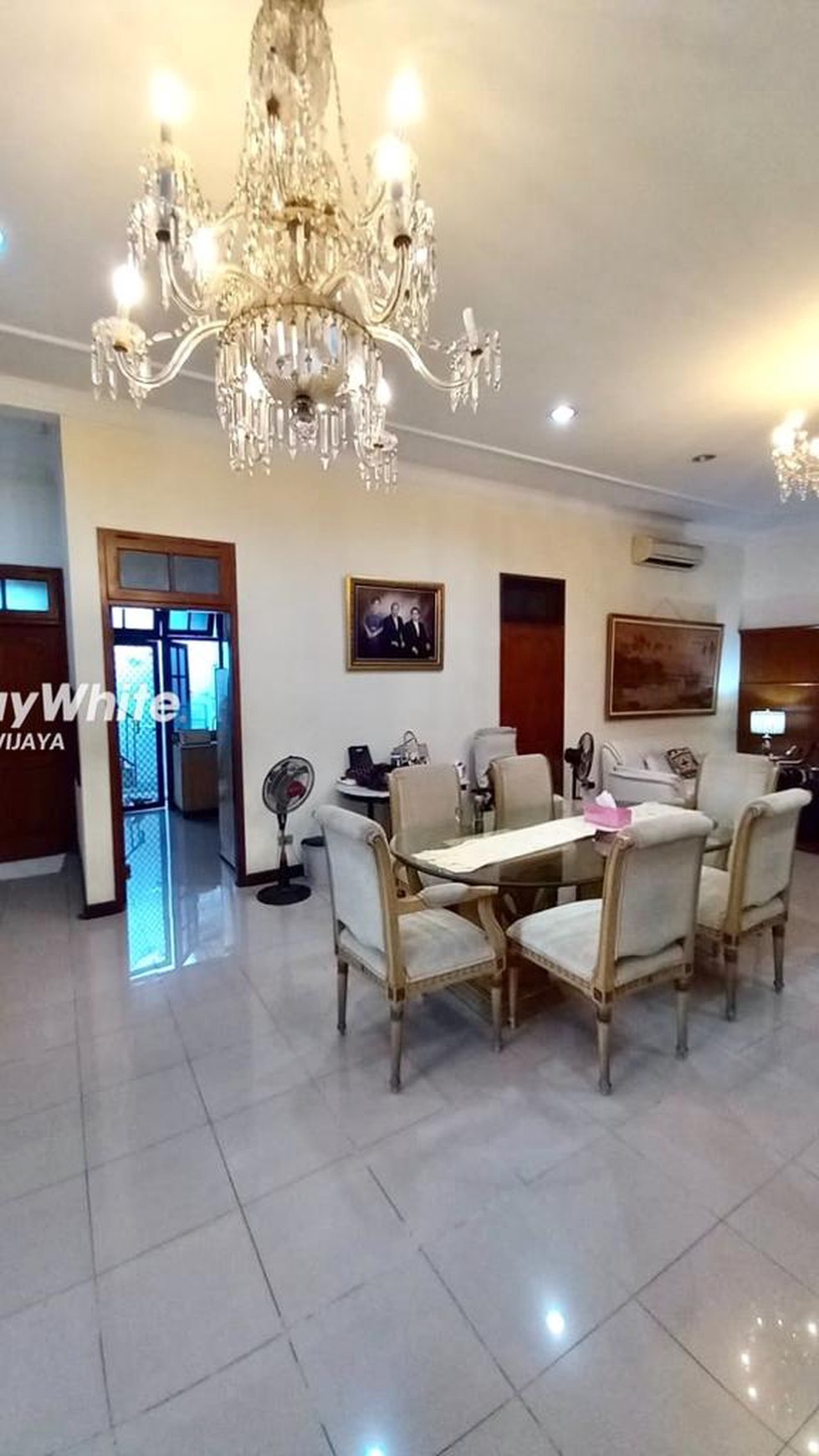 Hot Listing- Rumah Lama Area Darmawangsa Kebayoran Baru 