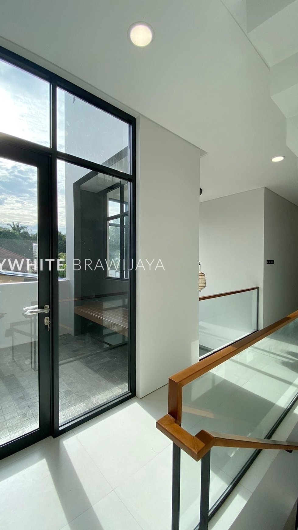 New Townhouse 3,3 Milyar Cilandak Jakarta Selatan