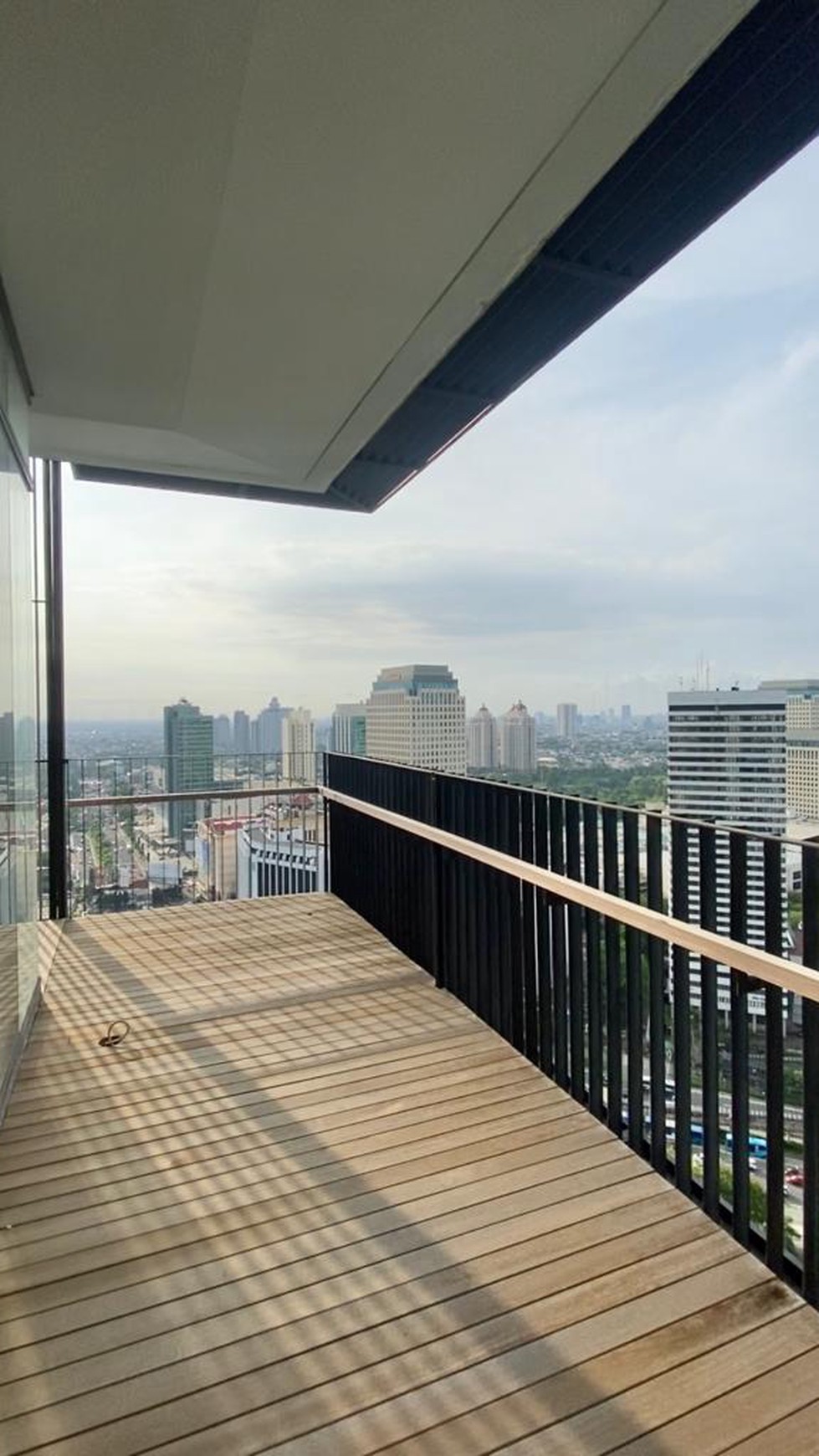 Best Price Apartemen Senopati Suites