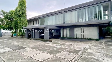 Turun Harga Gedung Komersial Buncit Raya