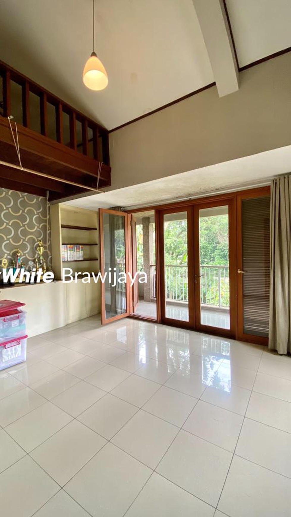 Tropical House Lokasi Tenang  Area Lebak Bulus Cirendeu