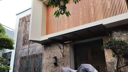 Rumah Mewah Siap Huni Area Patra Kuningan Lokasi Strategis