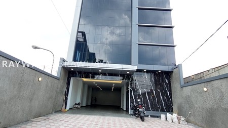 Brand New Mini Building 4,5 Lantai Area Cawang Jakarta Timur