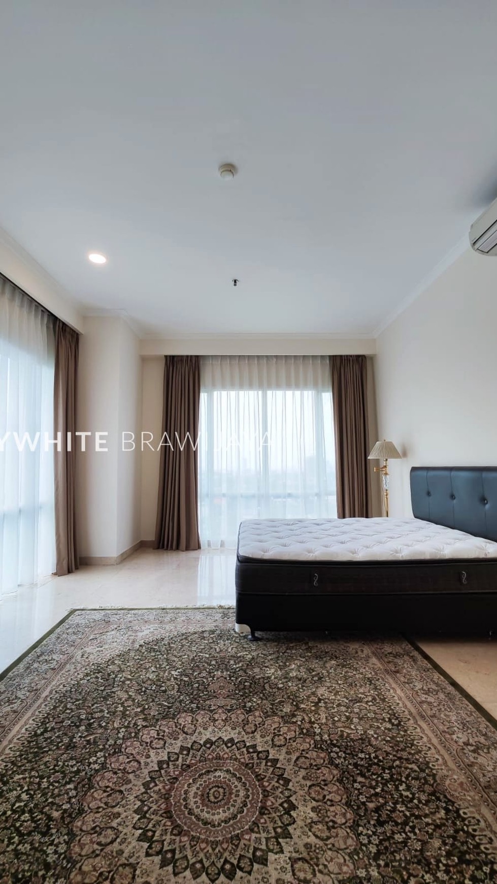 Senayan Residence 3BR  Golf View 