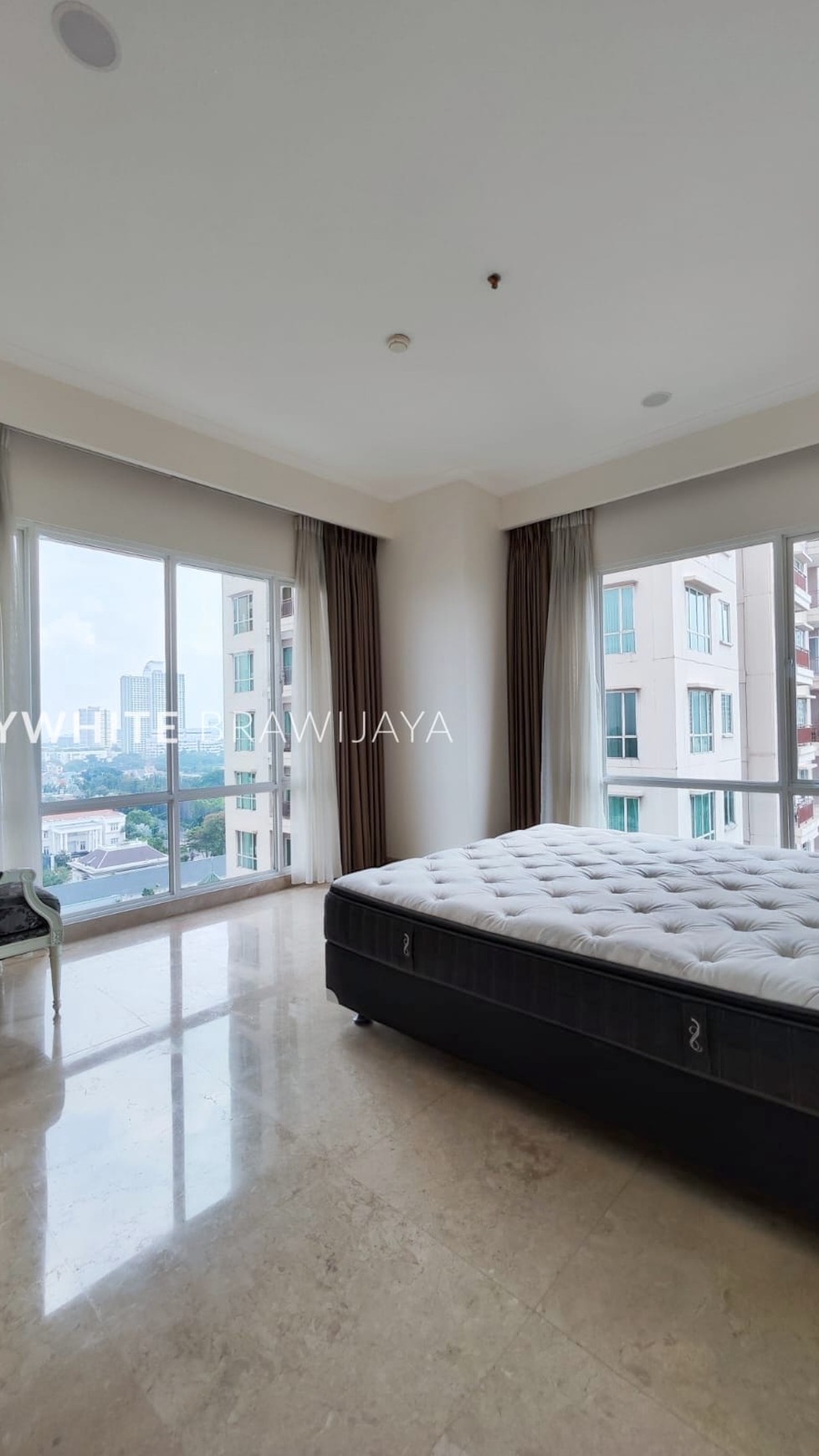 Senayan Residence 3BR  Golf View 