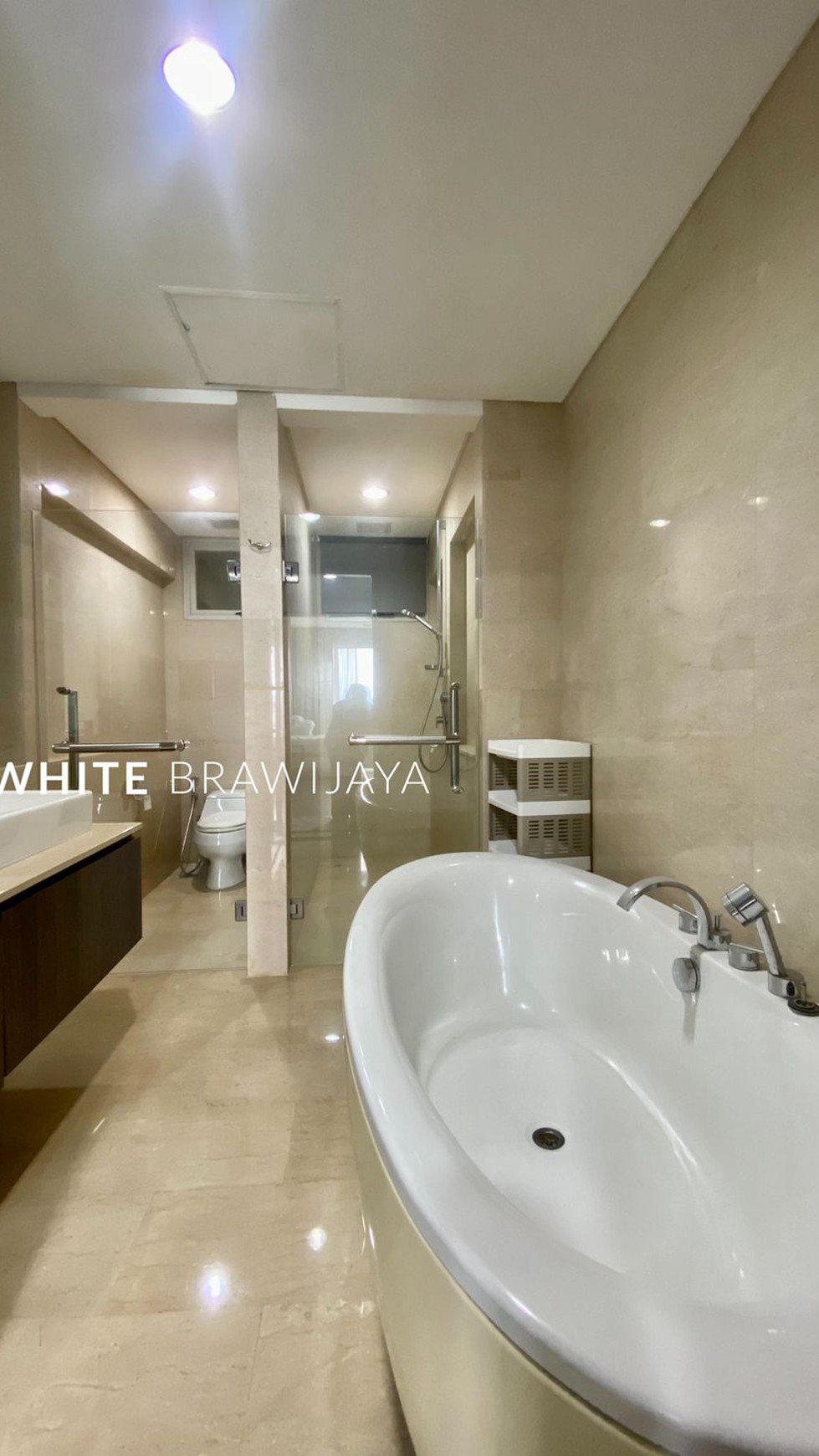 Nirvana Kemang Apartment 3BR Private Lift Lokasi Strategis