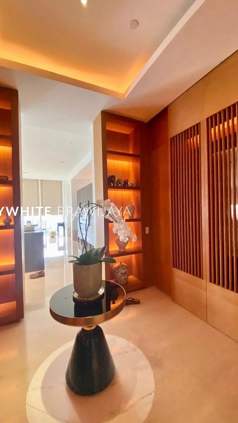 Dharmawangsa Residence 4BR Middle Floor 