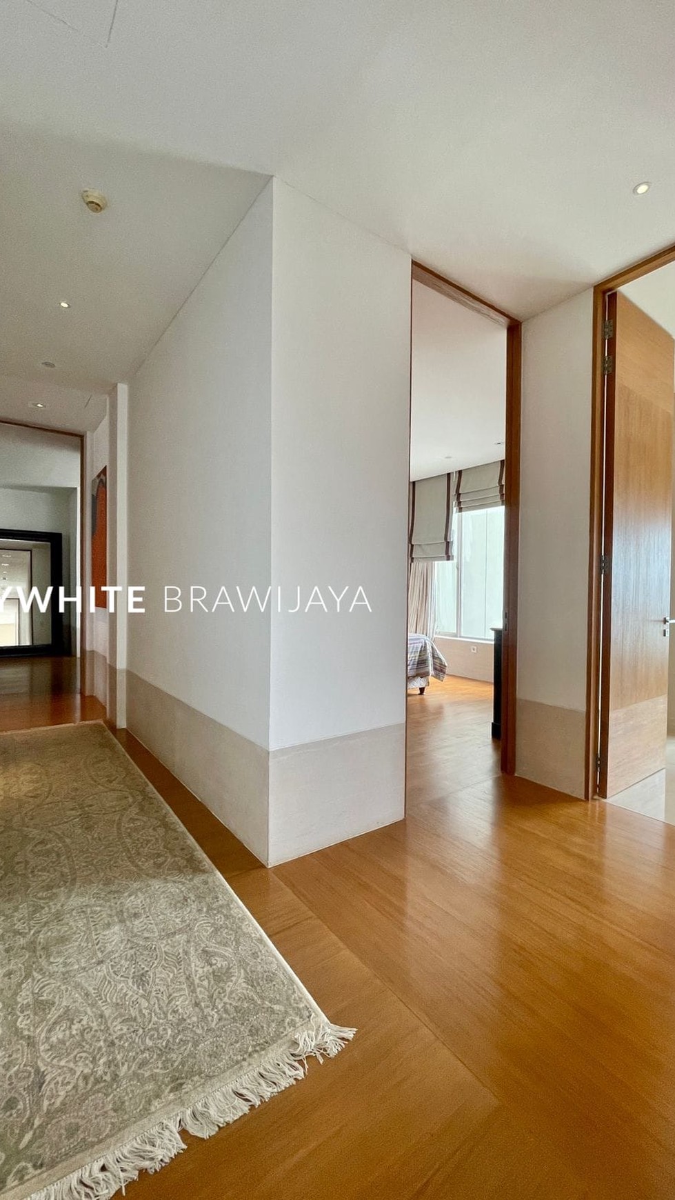 Dharmawangsa Residence 4BR Middle Floor 