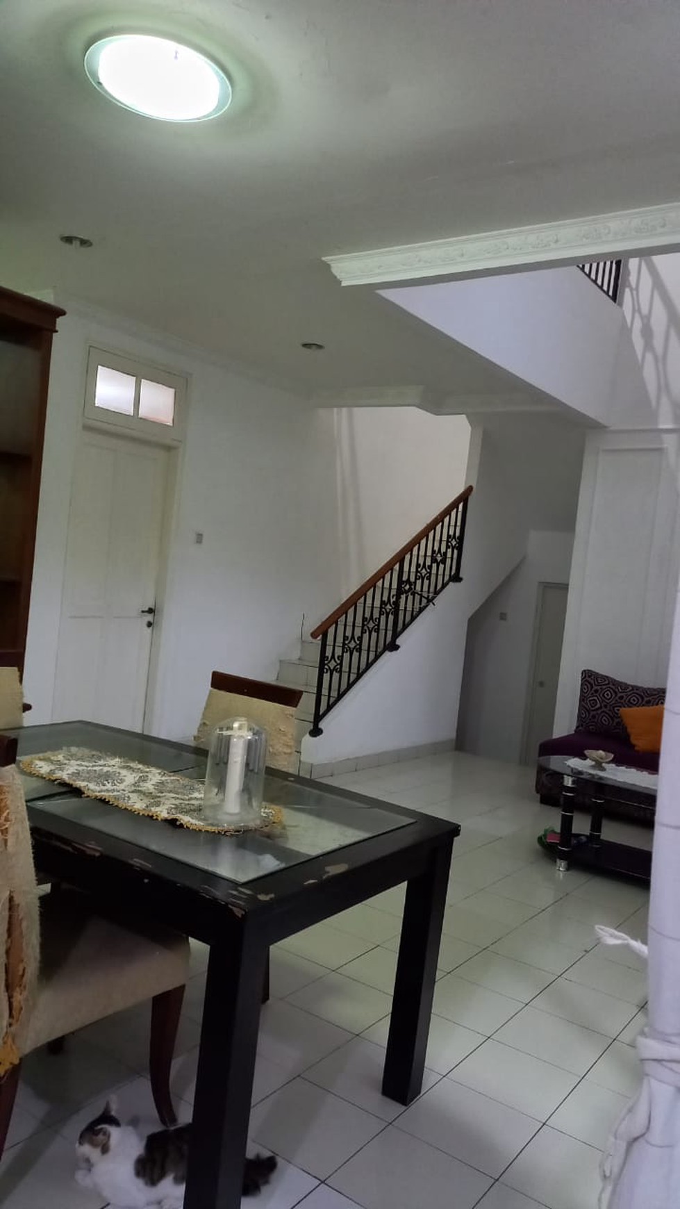 Rumah 2 lantai di   pesona Amsterdam perumahan Kota Wisata