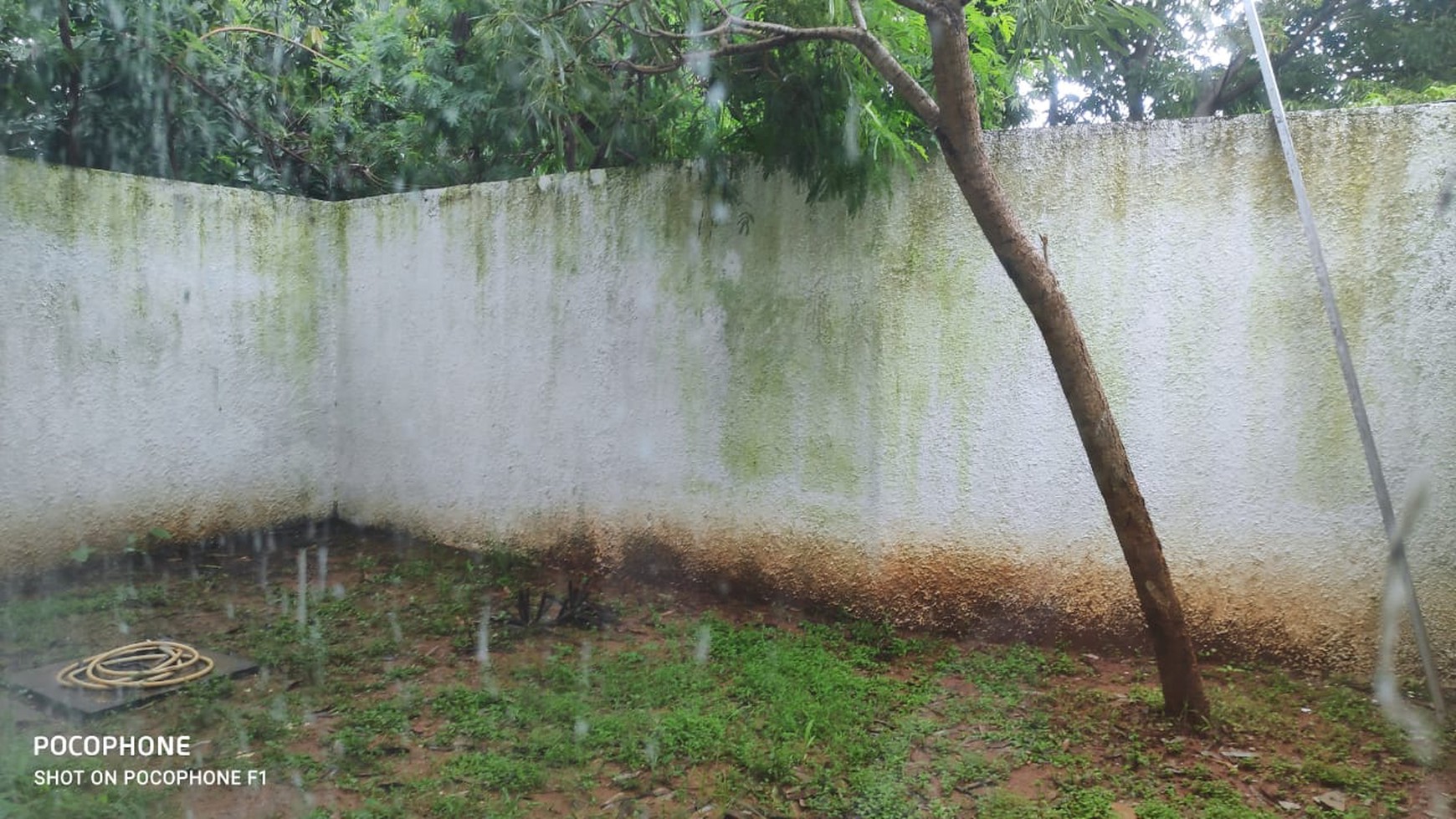 Rumah Bagus Siap Huni di Perum Ozone Residence, Veteran Bintaro, Jakarta Selatan