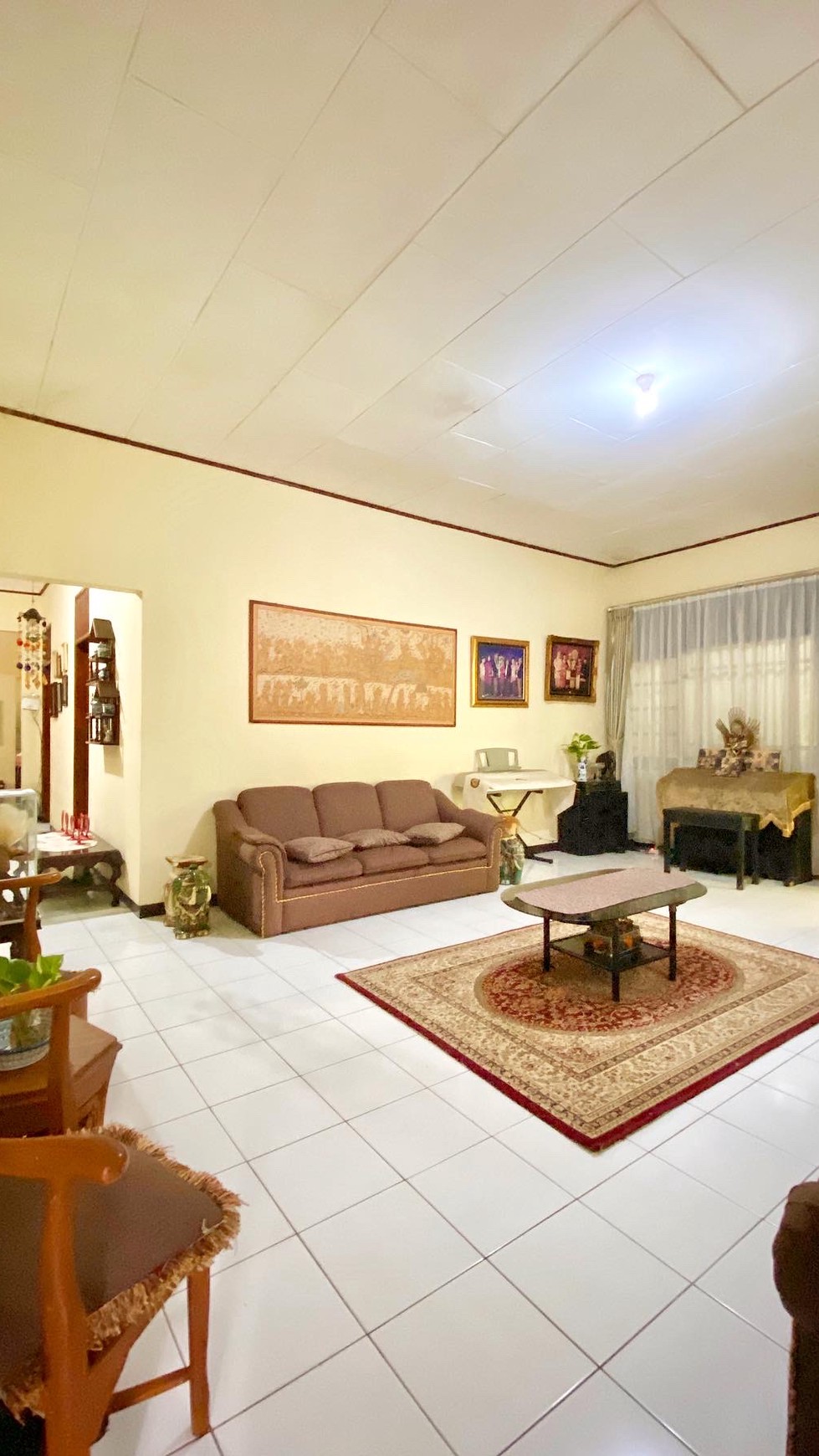 Pondok Labu. Dijual Rumah Layak Huni, Tanah Ngantong area Pondok Labu - Jakarta Selatan