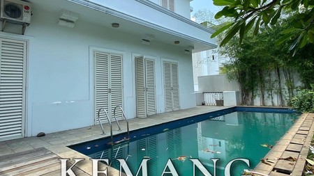 For Rent - Available Classic Modern Townhouse at Kemang Barat with nice garden pool 3BR 