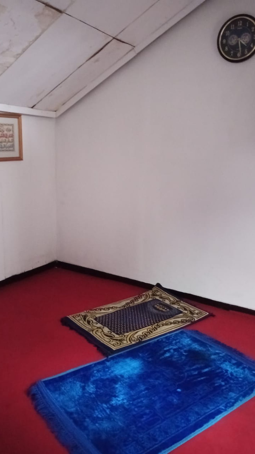 Rumah terawat  baik deket rs suyoto, mal , pintu toll, pd indah , tempat kuliner, di  Veteran Jakarta selatan , SHM.